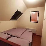 Karancsvoelgyi Pihenohaz Apartment *